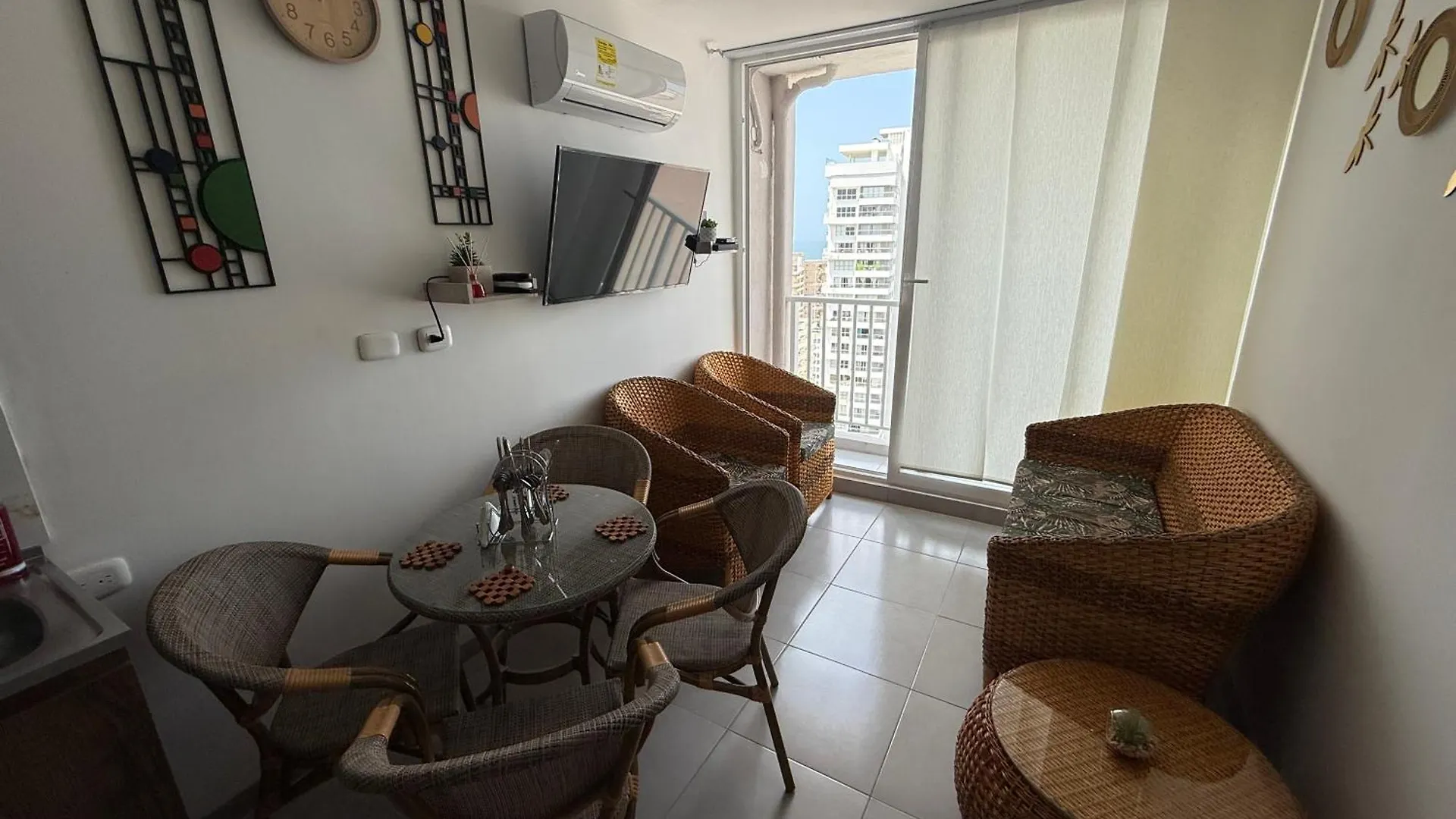 Beautiful Ocean View Apartment Cartagena
